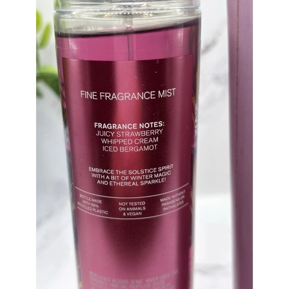 Bath‎ & Body Works Strawberry Snowflakes Body Cream 8 OZ. & Body Mist Spray 8 OZ